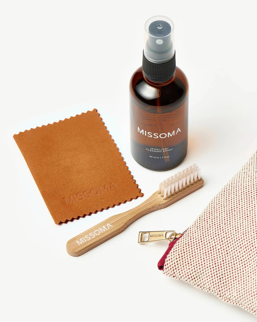 kit esencial para el cuidado de las joyas