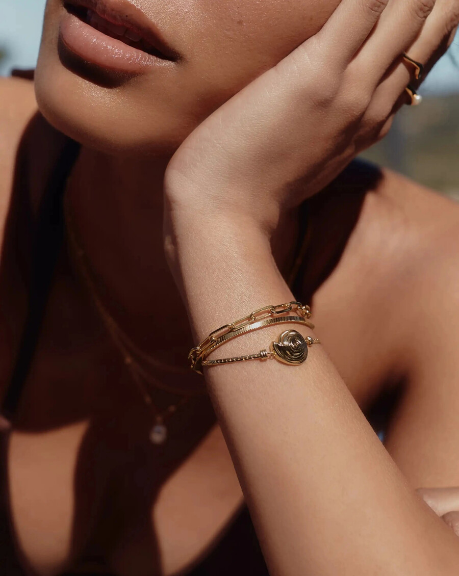 pulsera de cadena de cobra en espiral - oro