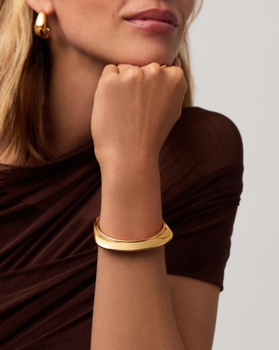brazalete con declaración hera dome