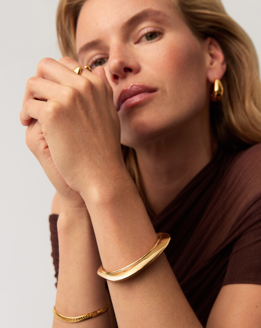 brazalete con declaración hera dome