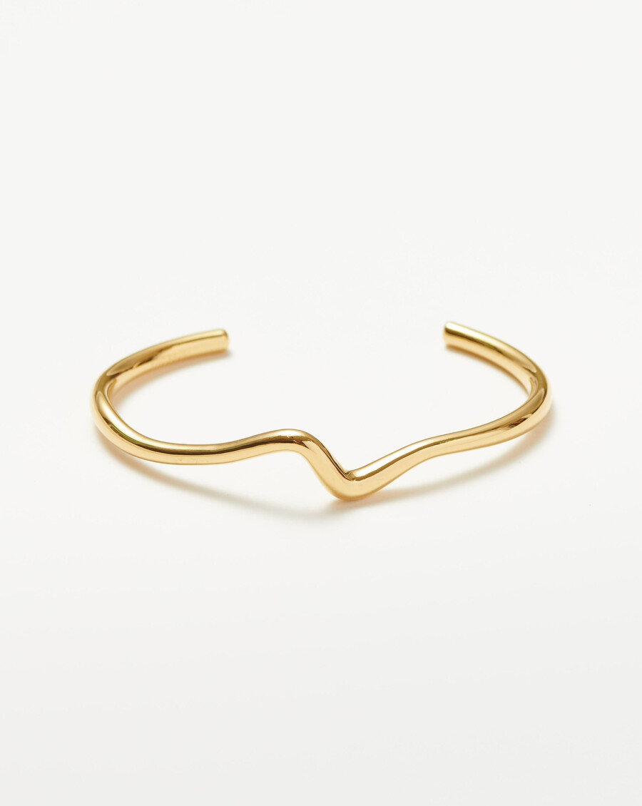pulsera de oro con ondas fundidas