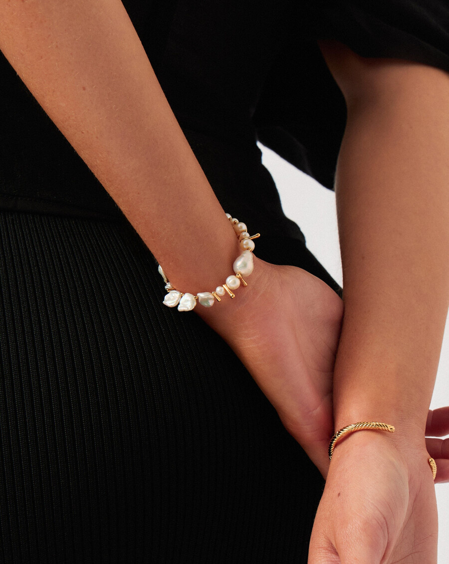 pulsera de cuentas con perla mixta - dorada