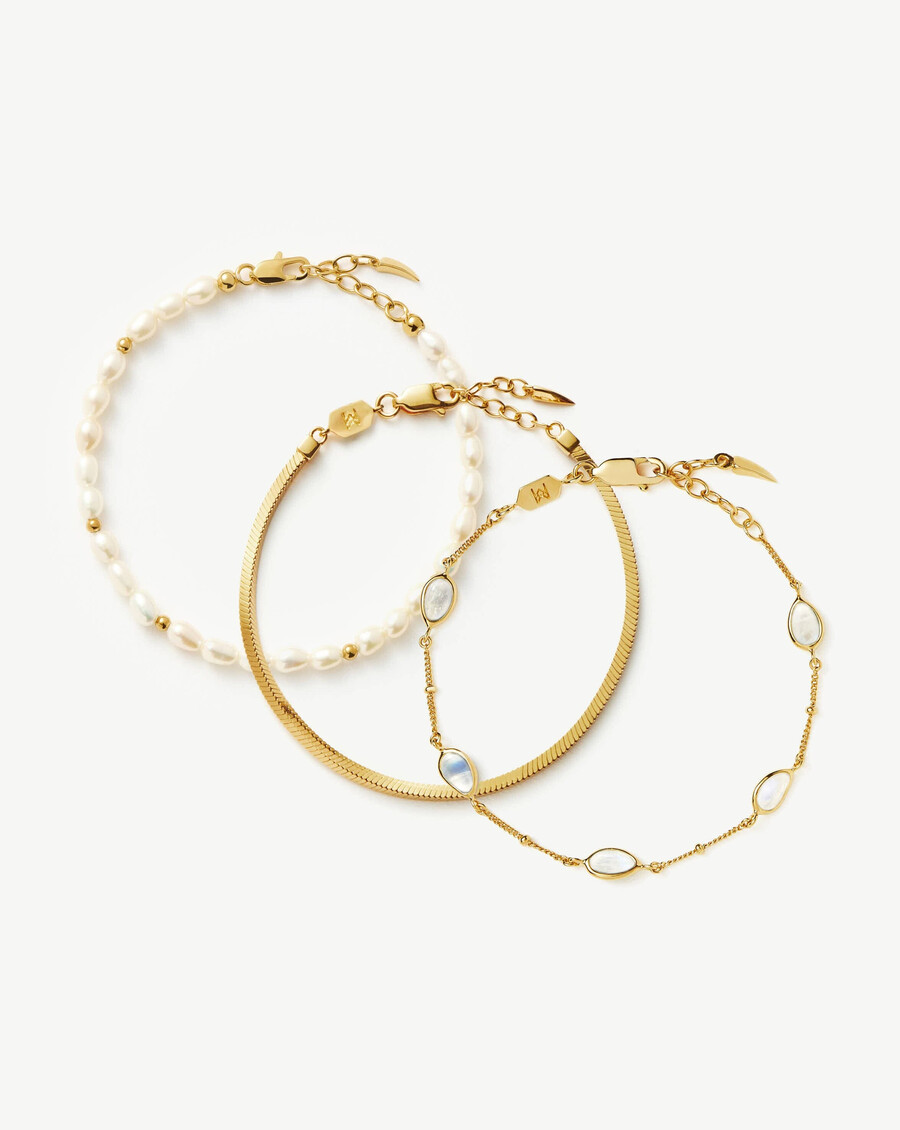 conjunto de triple pulsera de perlas y cadena de serpiente - oro