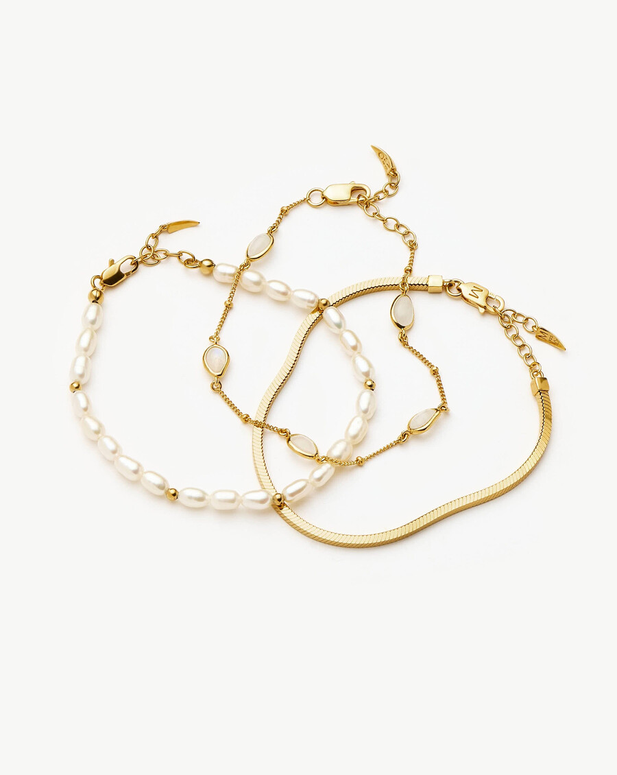 conjunto de triple pulsera de perlas y cadena de serpiente - oro