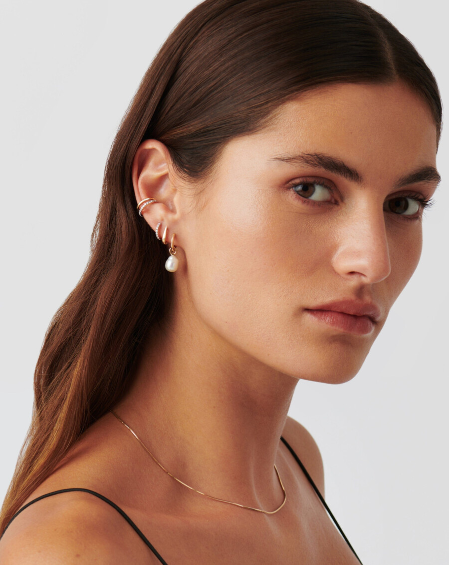 mini pendientes de aro con perlas finas
