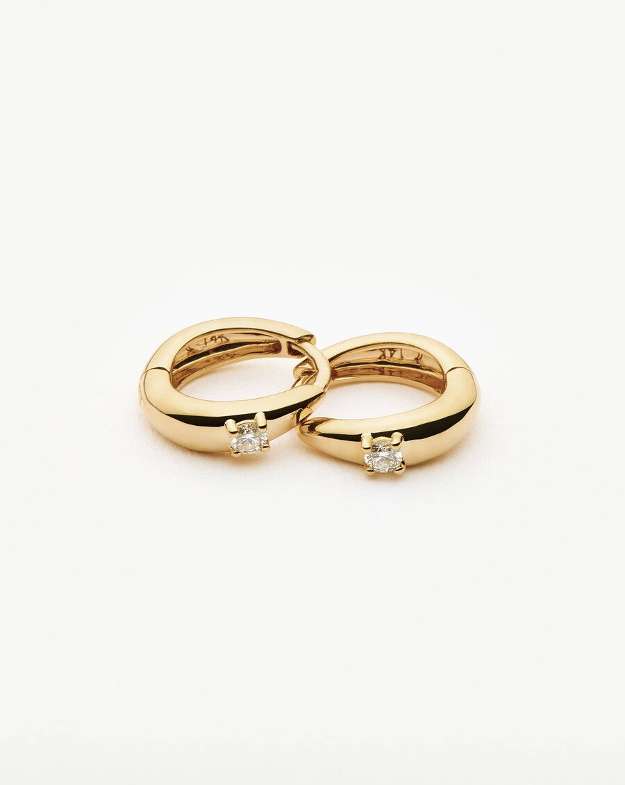 pendientes huggies con cúpula de diamantes en oro macizo de 14 k