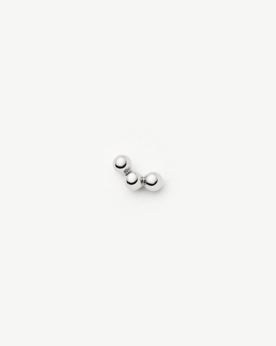 aretes tipo botón con parte trasera plana en oro blanco macizo de 14 k