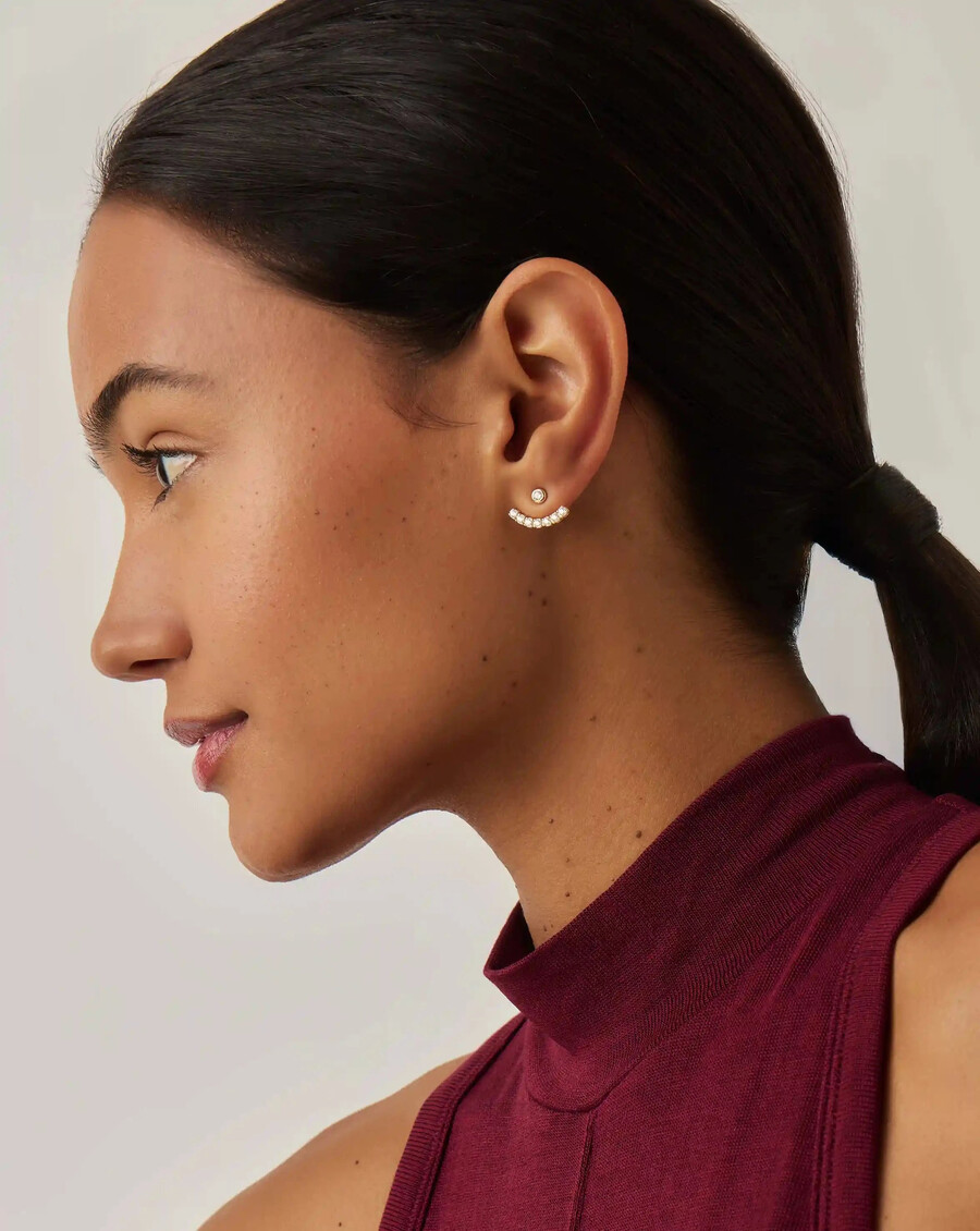 pendientes de botón dorados con diseño de chaqueta de tenis - missoma ee. uu.