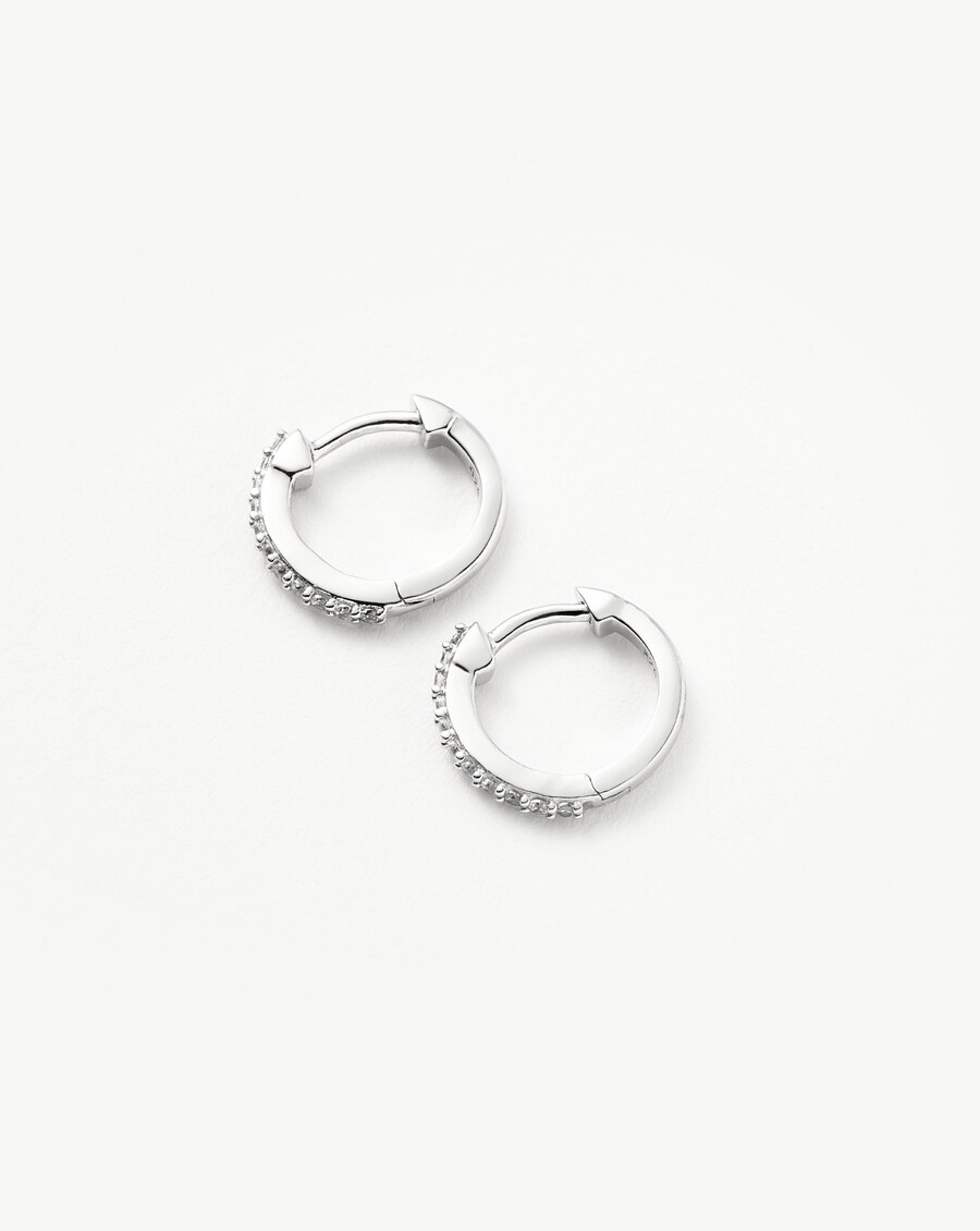 pendientes huggies clásicos pavé - plata de leycirconita cúbica