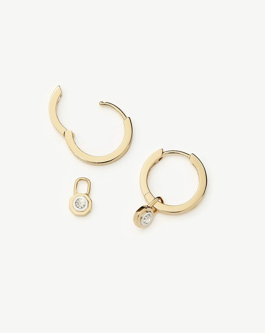 pendientes huggie lucy williams de oro macizo de 14 k con diamantes