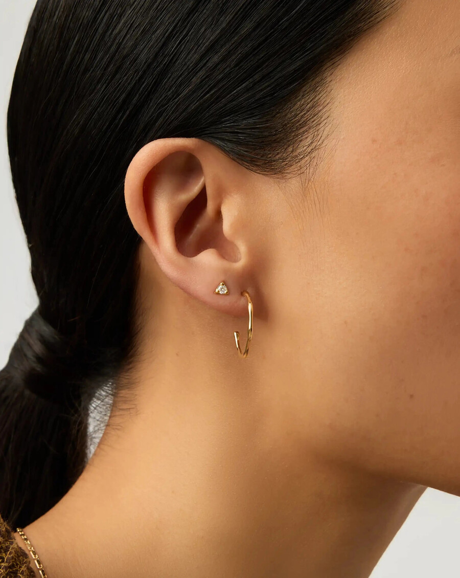 conjunto de aretes de aro y prisma fundidos - oro