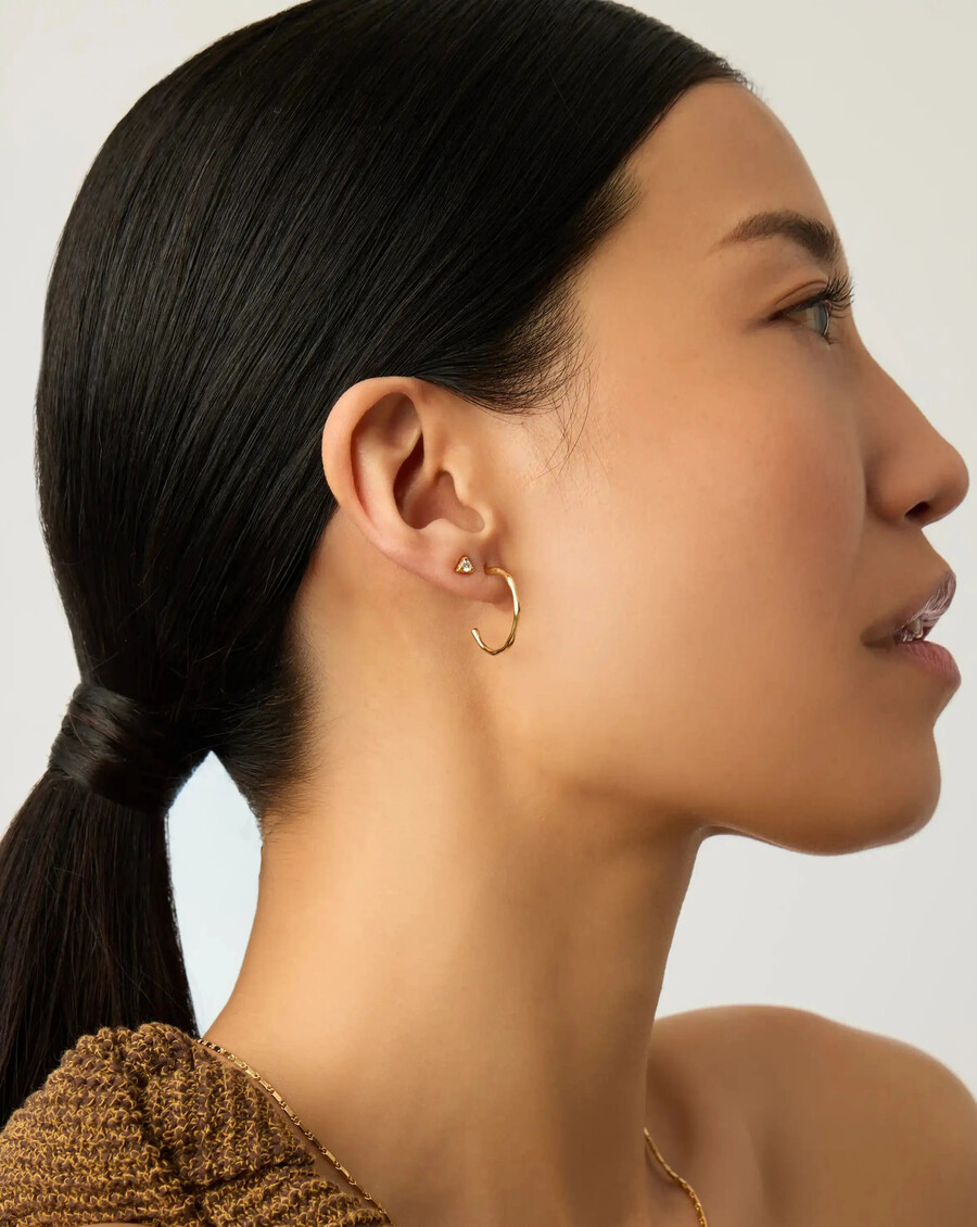 conjunto de aretes de aro y prisma fundidos - oro