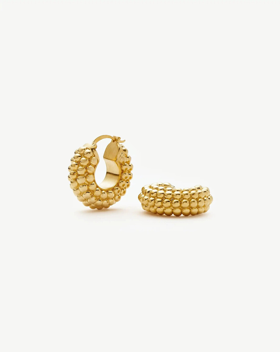 pendientes de aro baya - baño de oro de 18 quilates