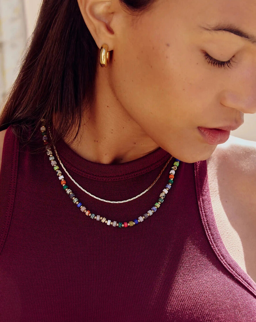 collar corto de cuentas