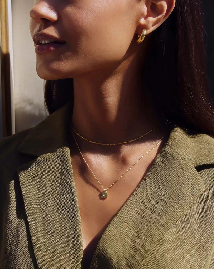 collar con colgante de oro mini star ridge