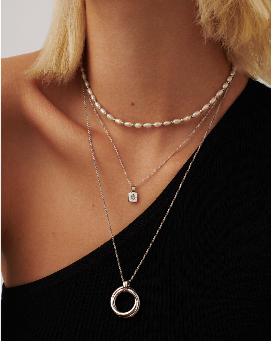 collar con colgante de mini estrella
