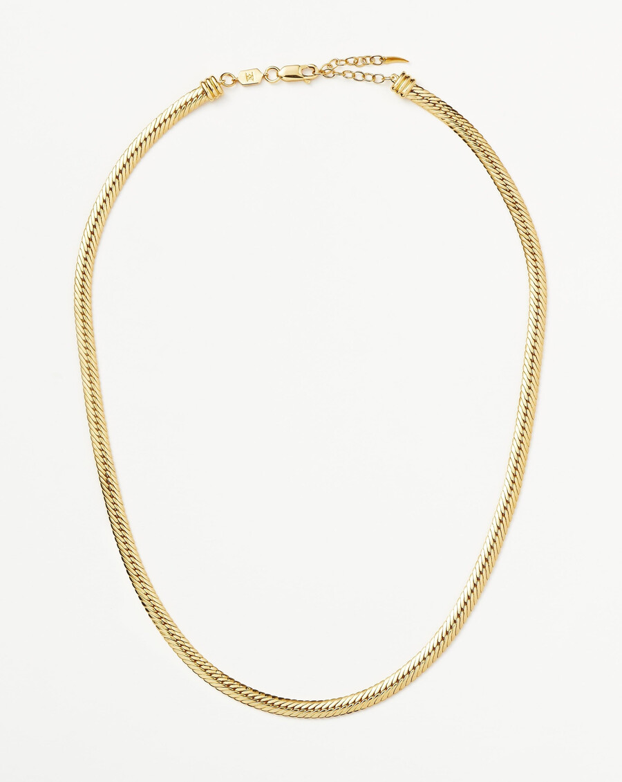 collar de cadena camail