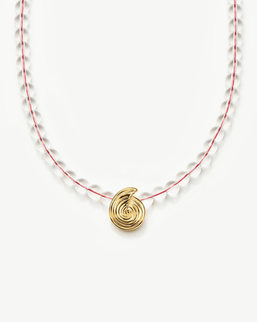 collar con colgante de cuentas de piedras preciosas en espiral