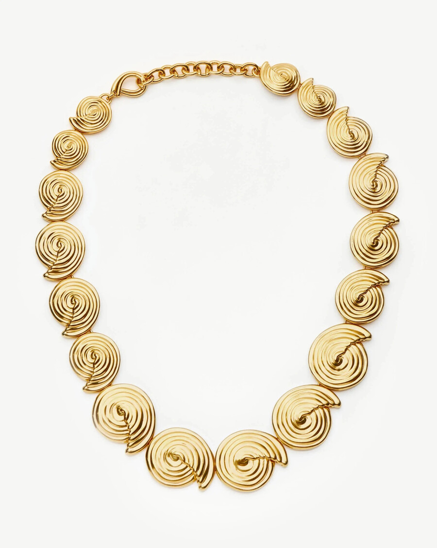 collar de cadena con declaración en espiral - oro
