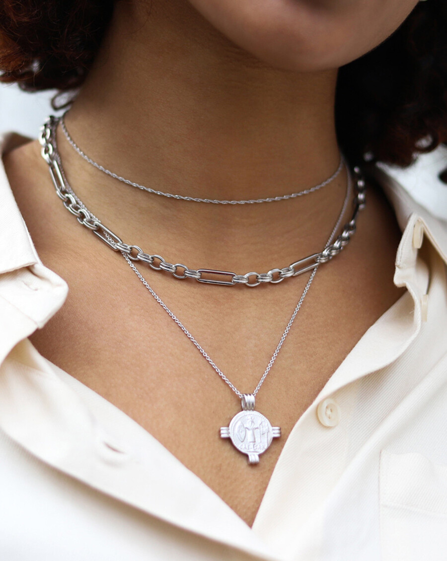 collar de cadena axiom - chapado en plata