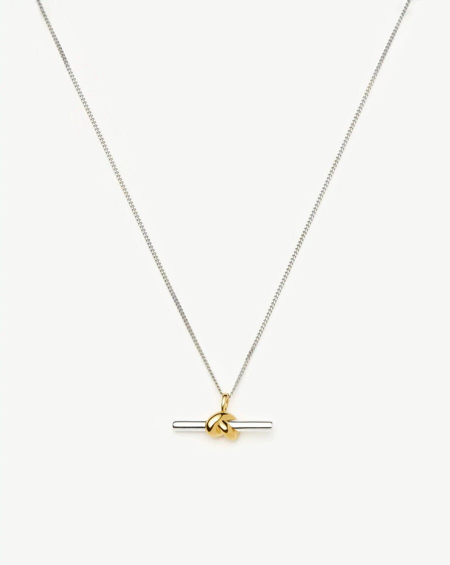 collar con colgante de nudo en t de lucy williams - oro y plata