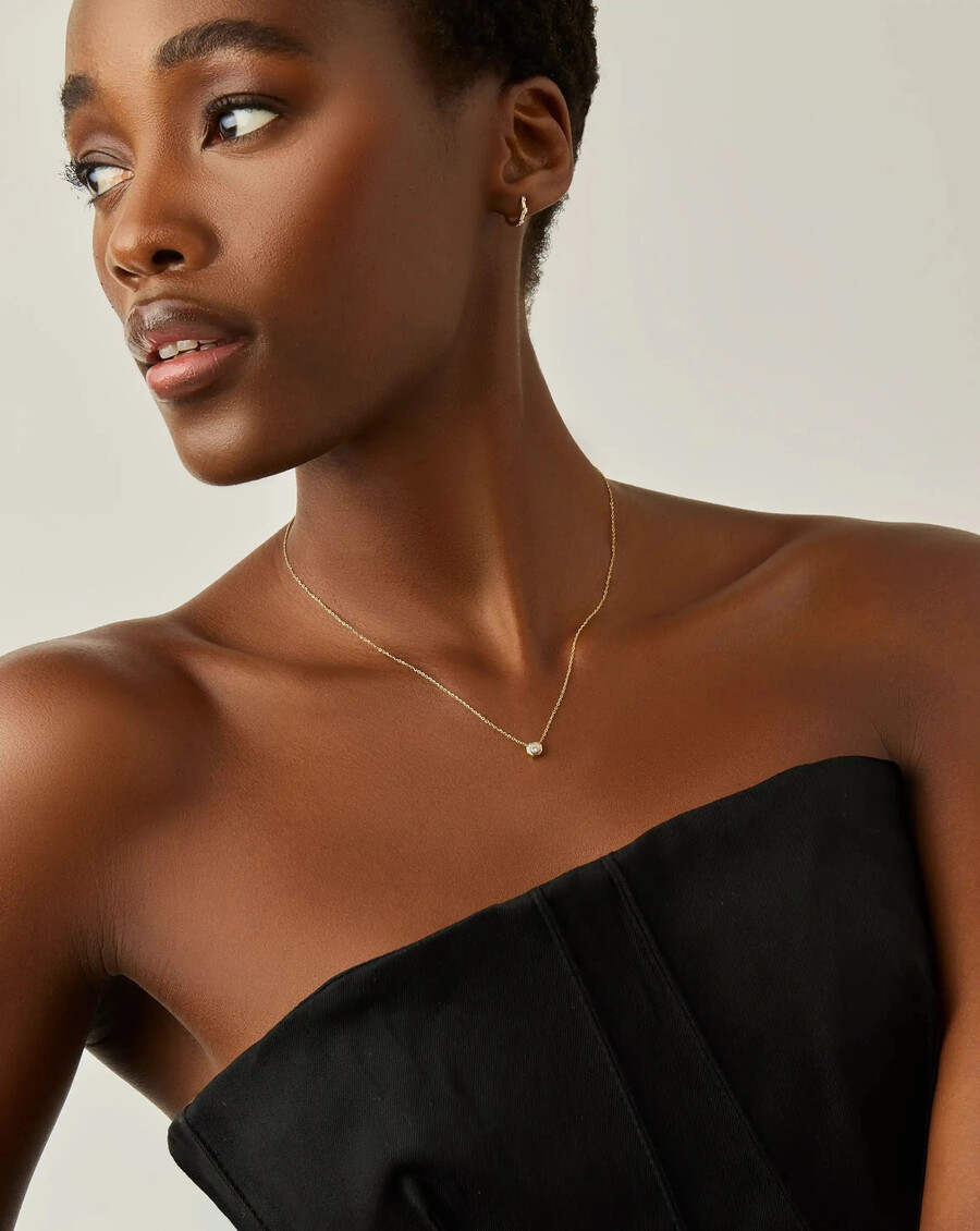 collar con colgante de diamantes finos de lucy williams