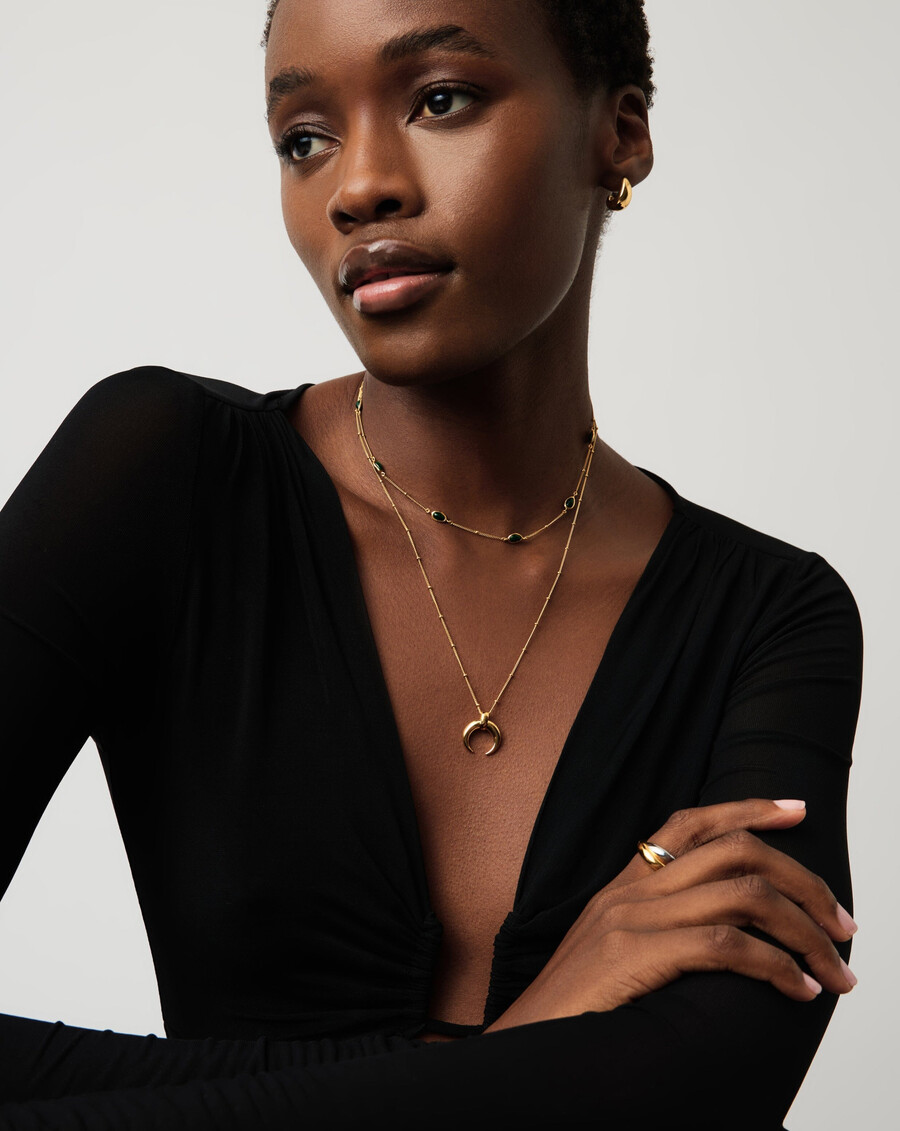 collar con colgante de cuerno grande de lucy williams