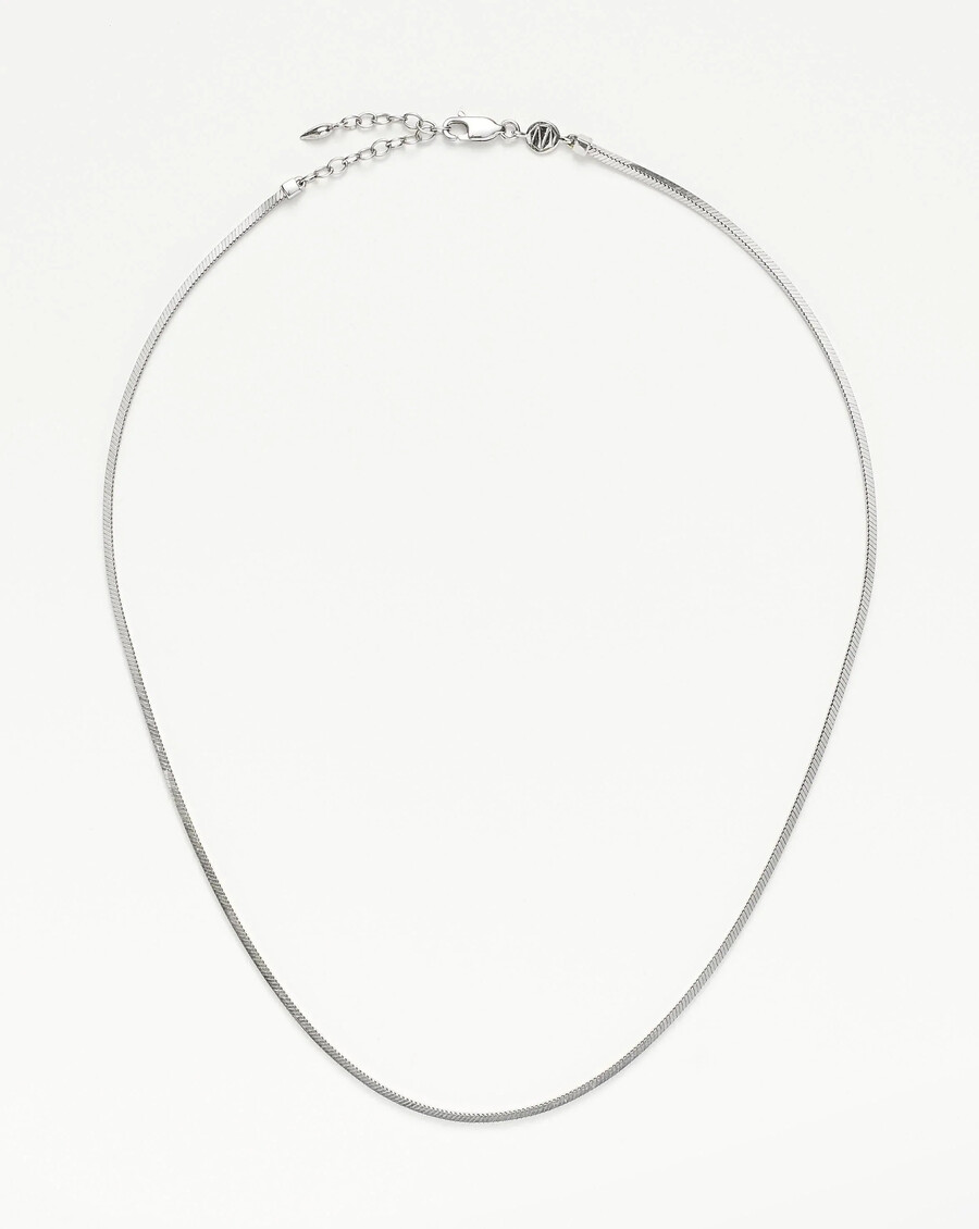 collar corto de cadena de serpiente cuadrada de lucy williams
