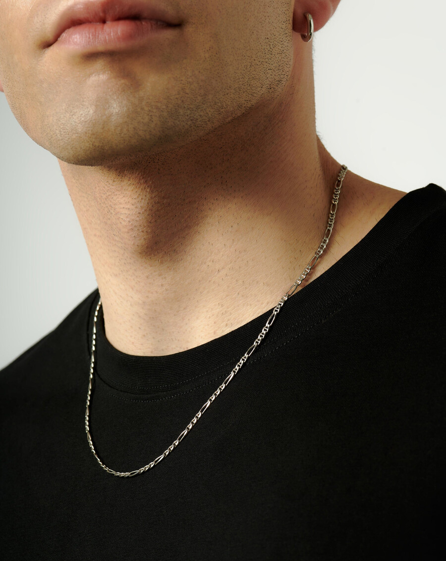 collar de cadena filia para hombre