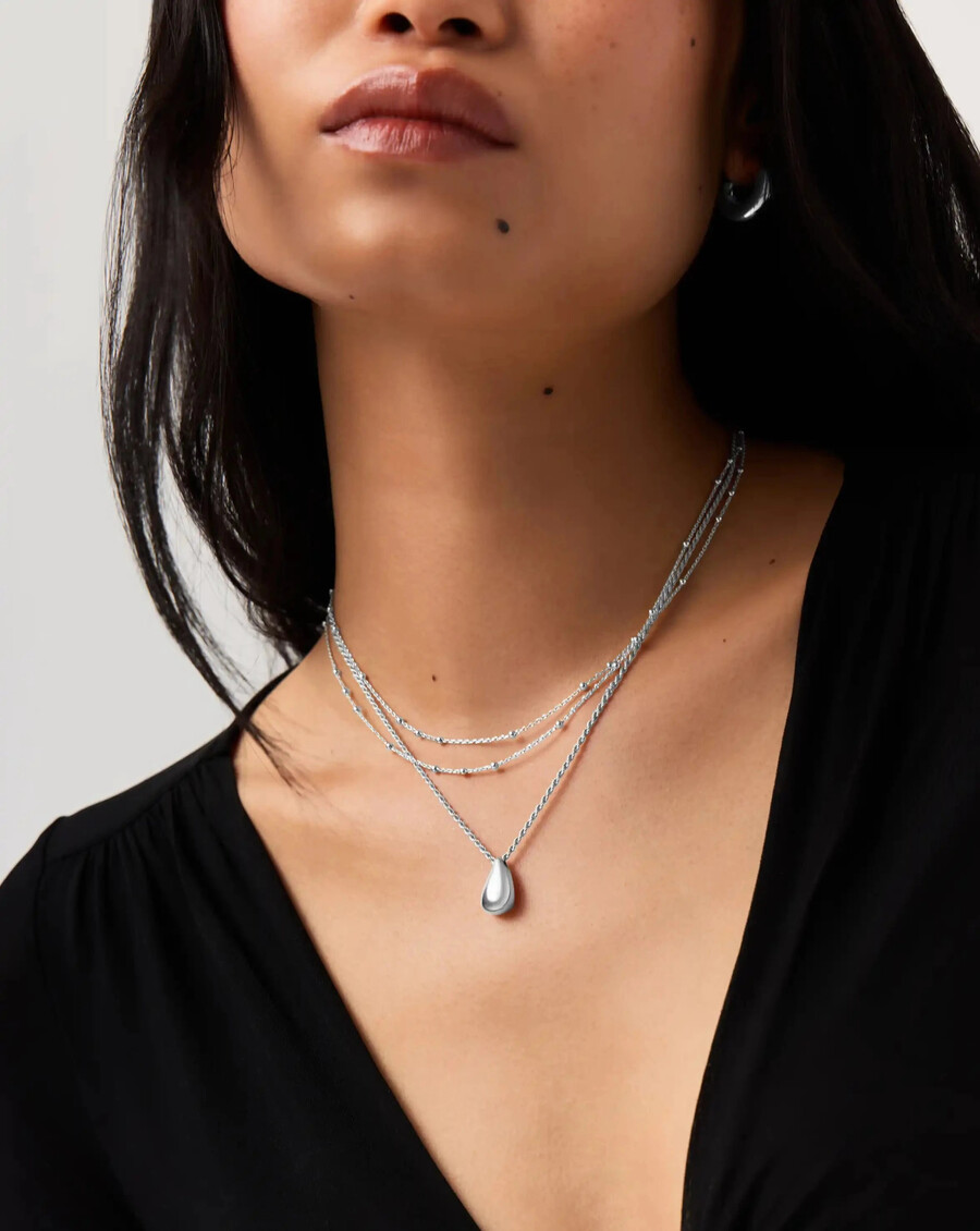 collar con colgante de gota escultural savi - plata de ley