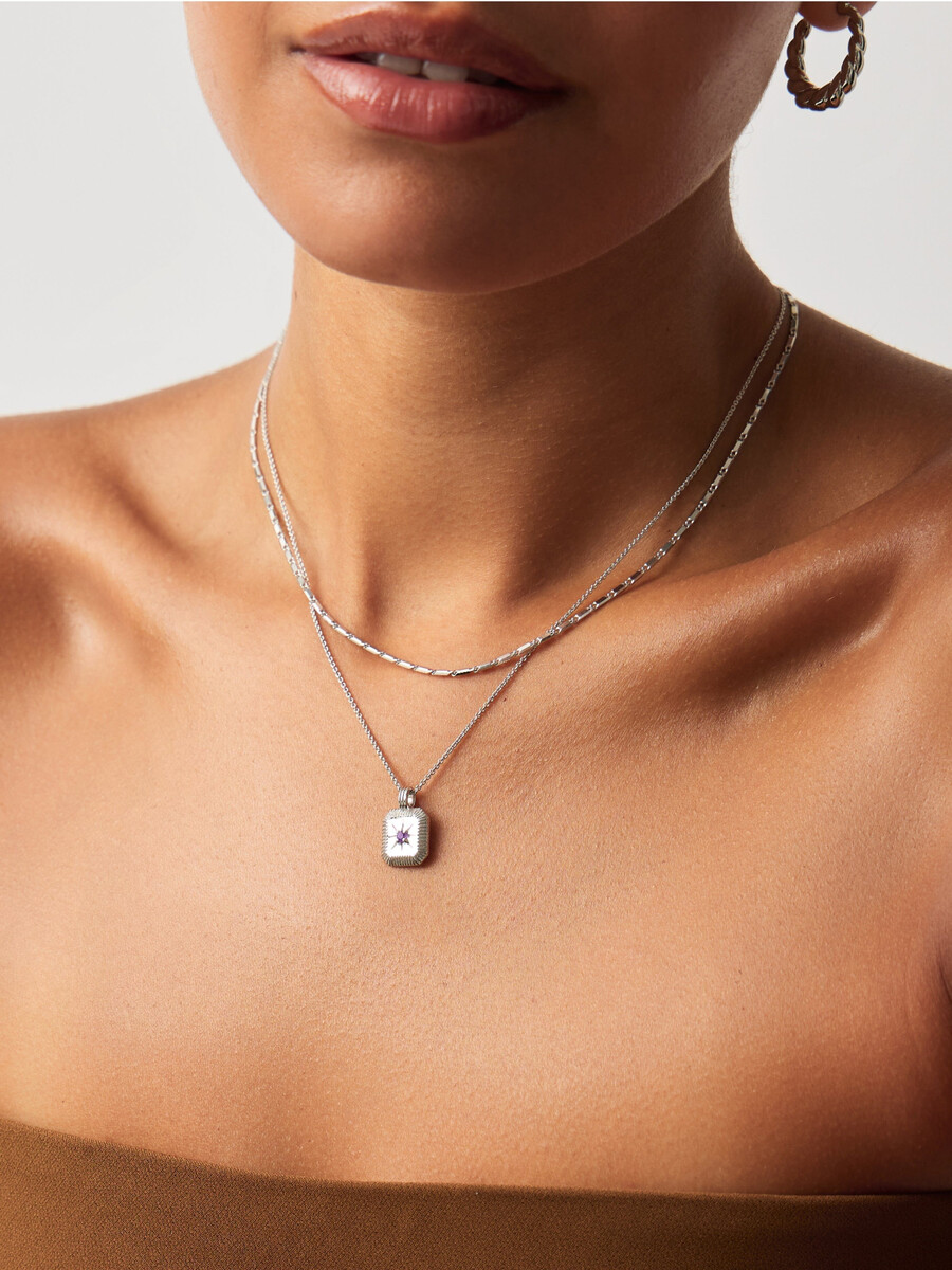 conjunto de collar y pendientes con dijes de piedra natal de febrero - plata