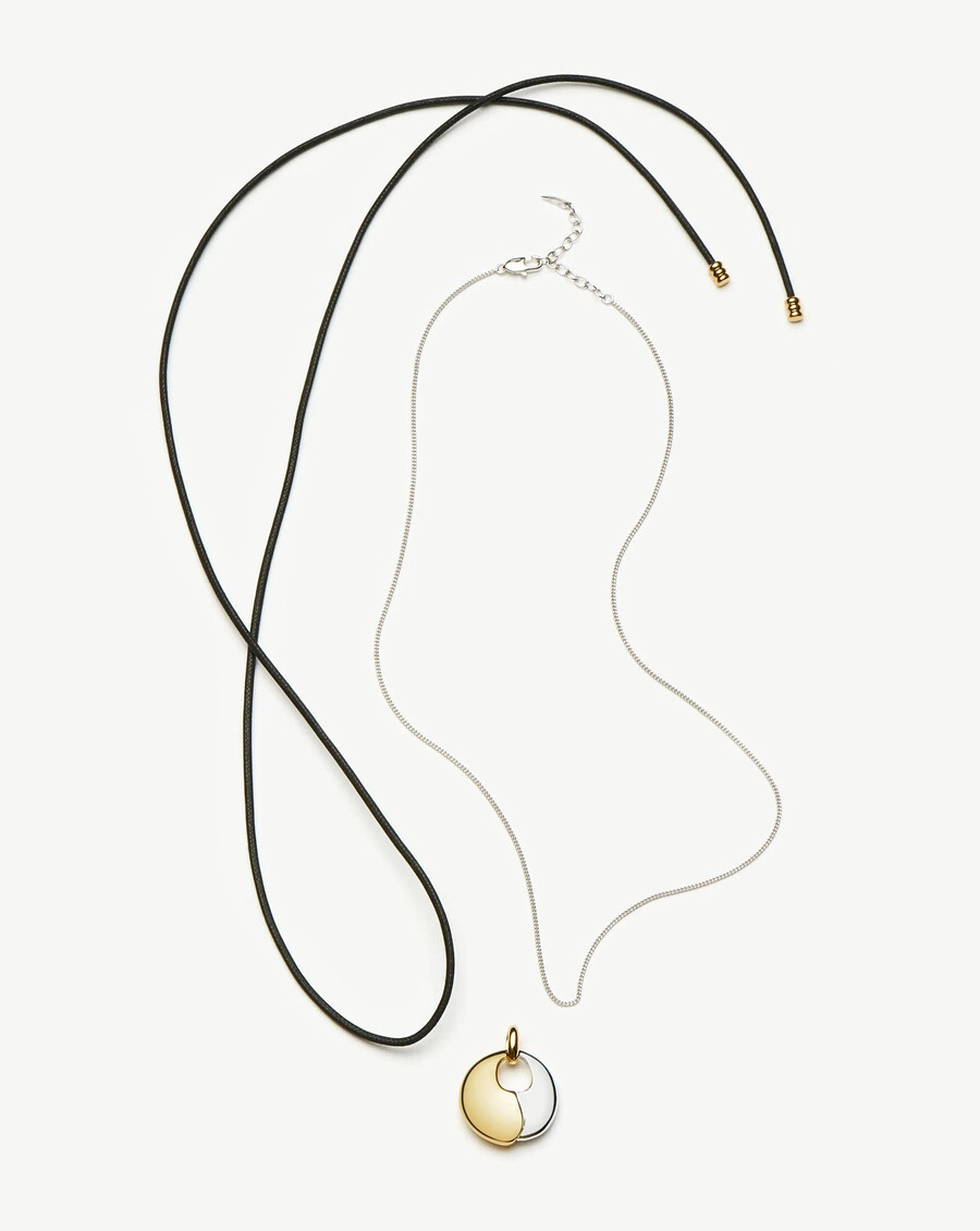 conjunto de collar con colgante de guijarro escultural