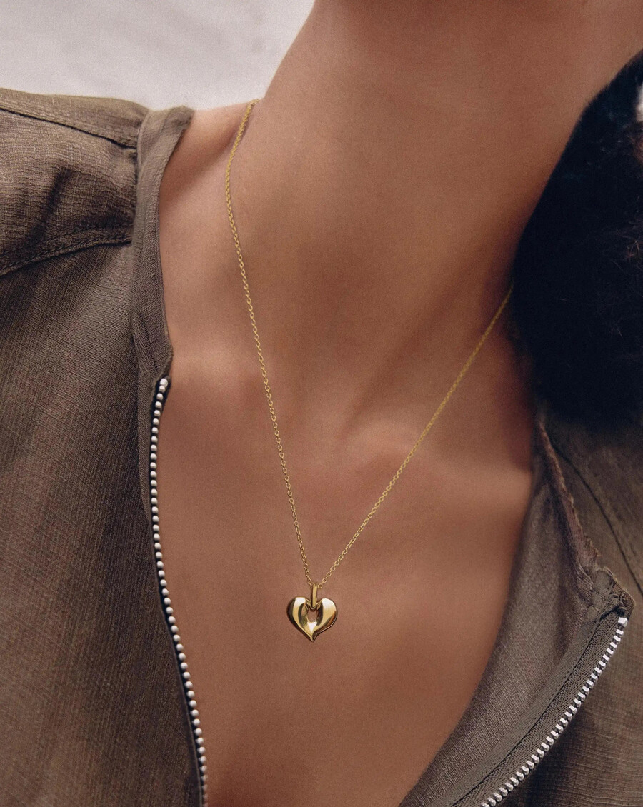 collar con colgante de corazón fundido