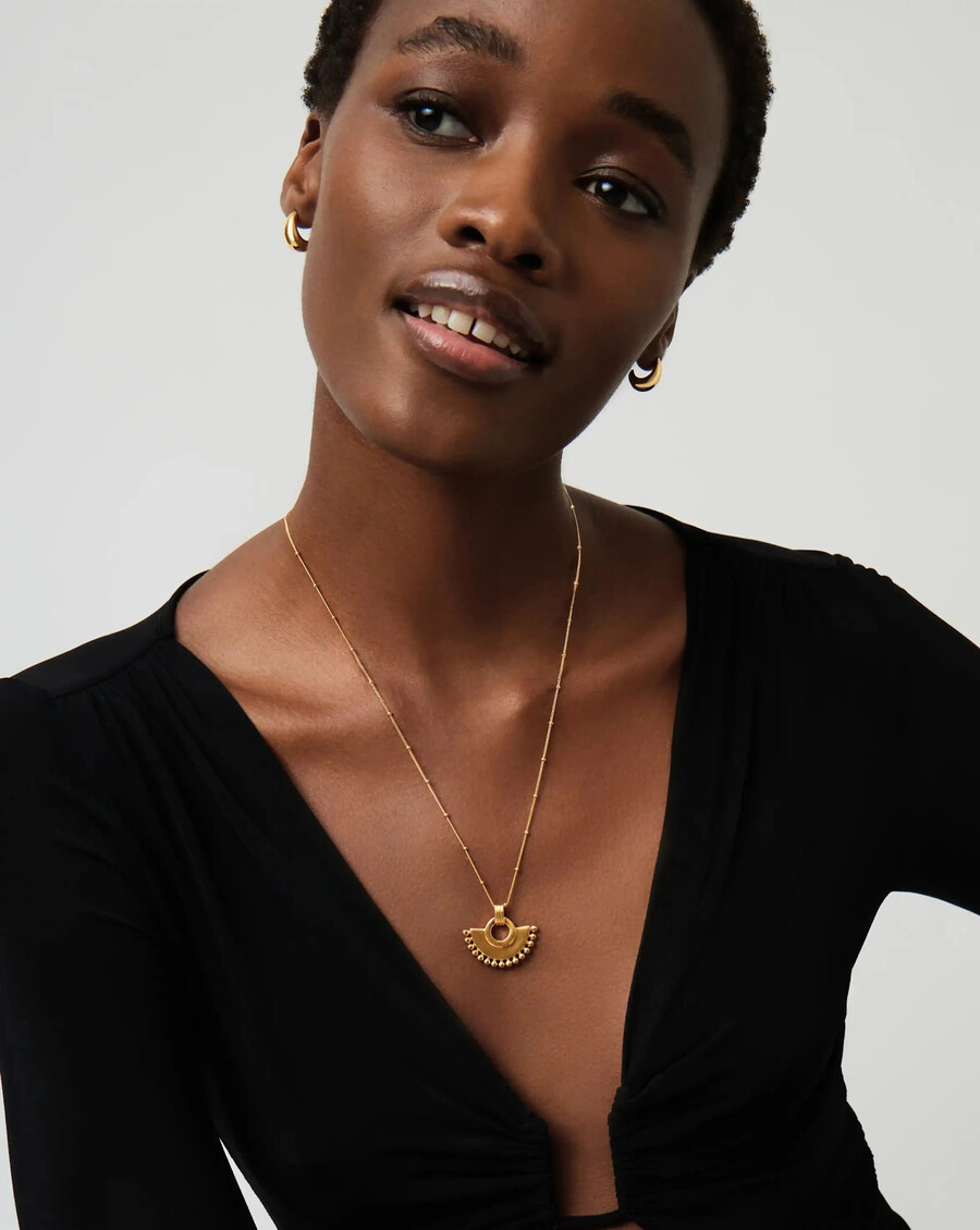 collar de abanico zenyu - chapado en oro de 18 quilates