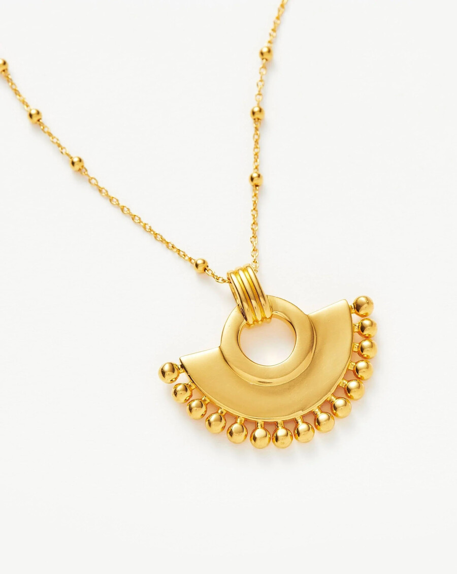 collar de abanico zenyu - chapado en oro de 18 quilates
