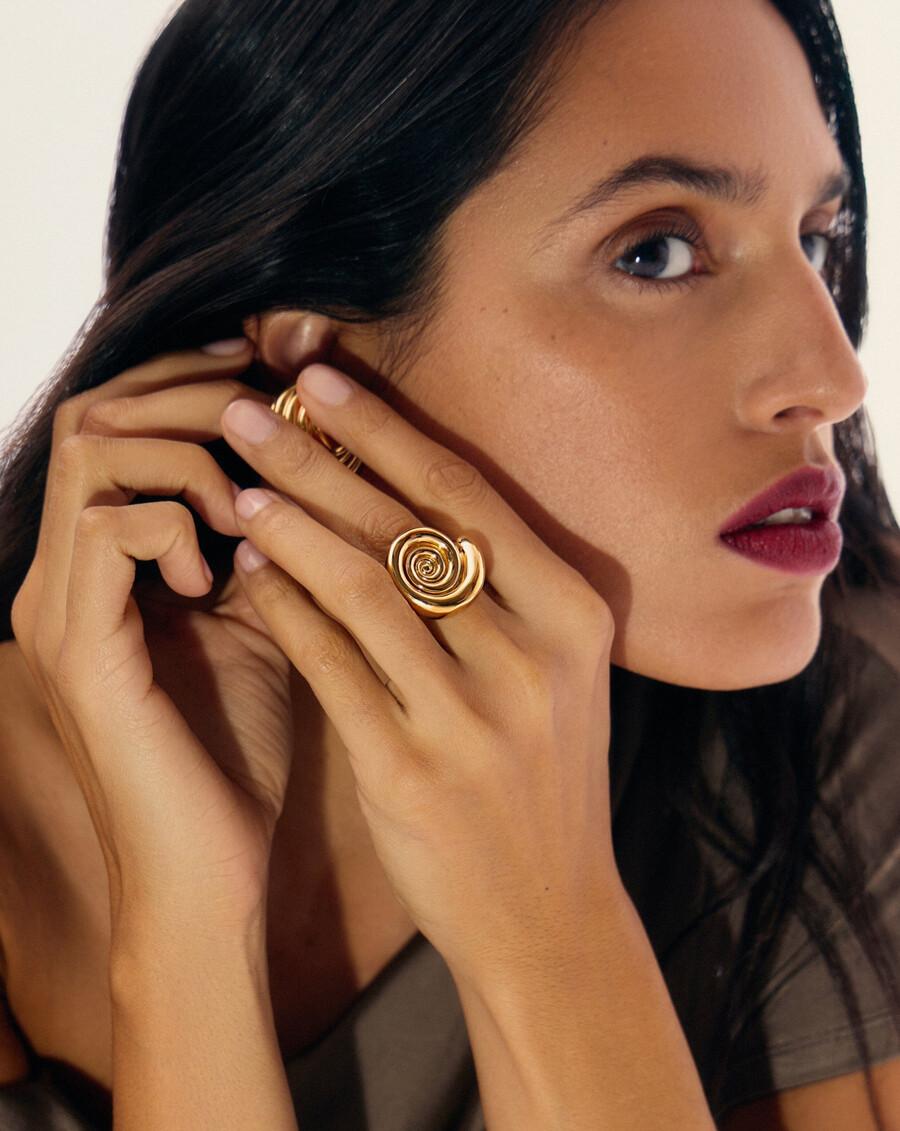 anillo con declaración en espiral - oro