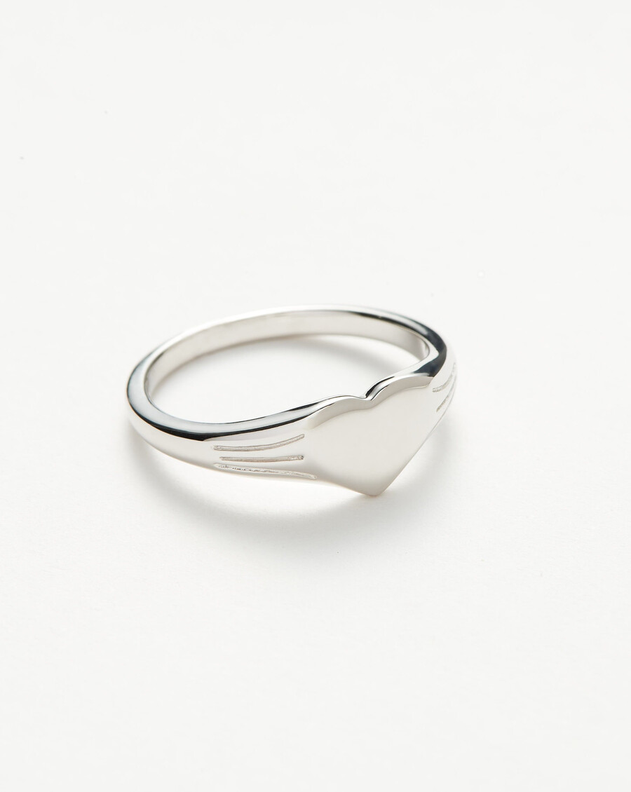 anillo de sello de corazón grabable