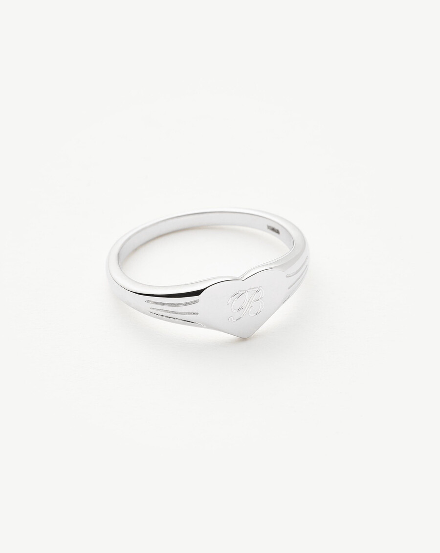 anillo de sello de corazón grabable