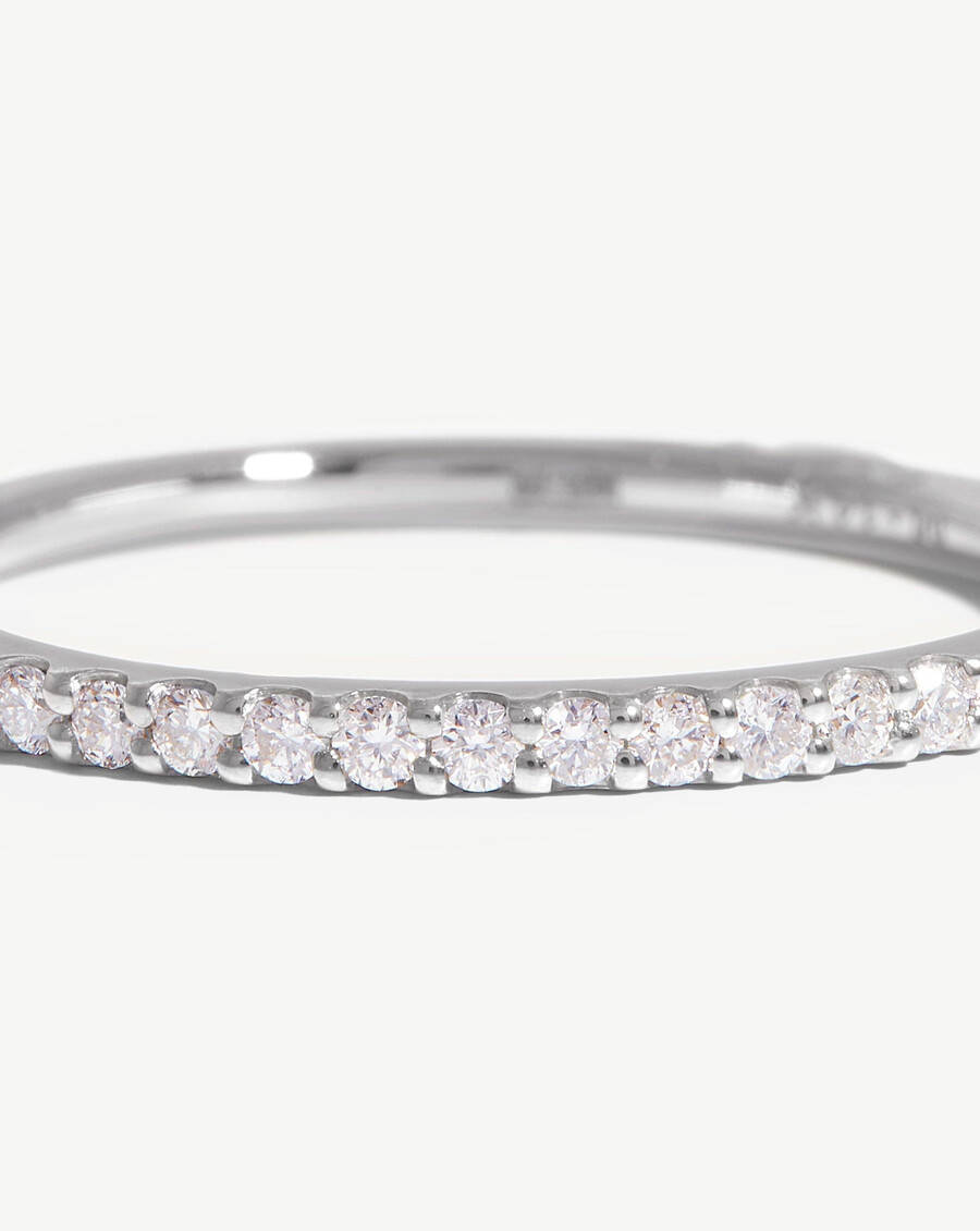 anillo de eternidad fino y delgado - oro blanco de 14 kdiamante