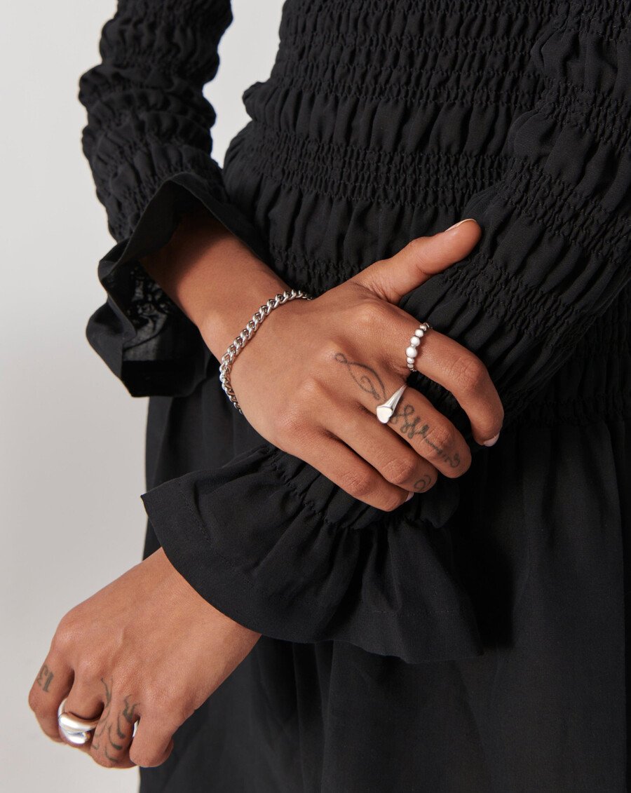 anillo apilable con cuentas