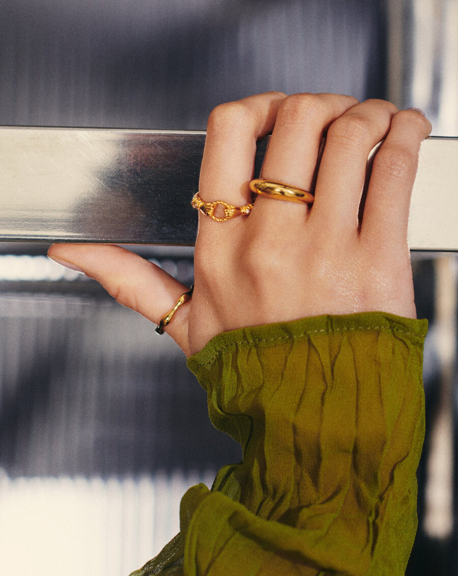 anillo apilable harris reed in good hands - oro