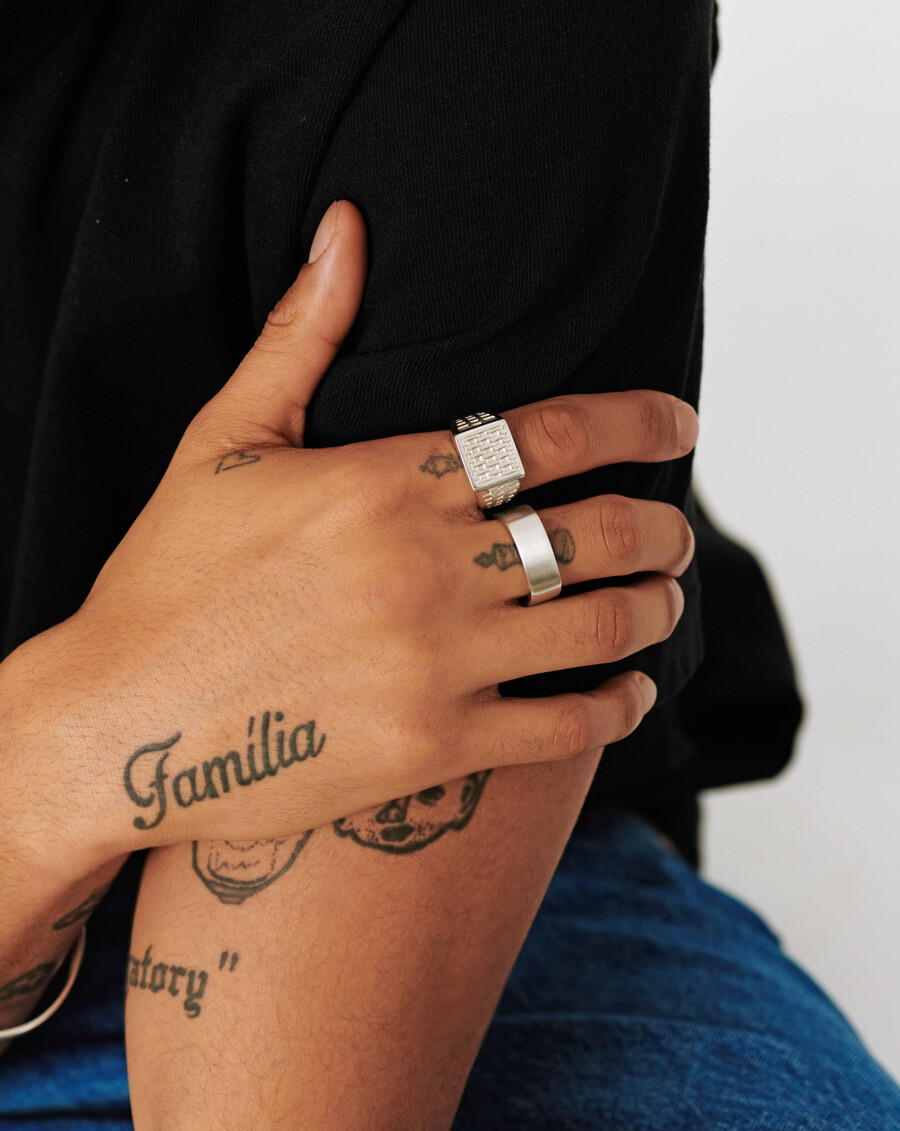 anillo ancho mate grabable para hombre