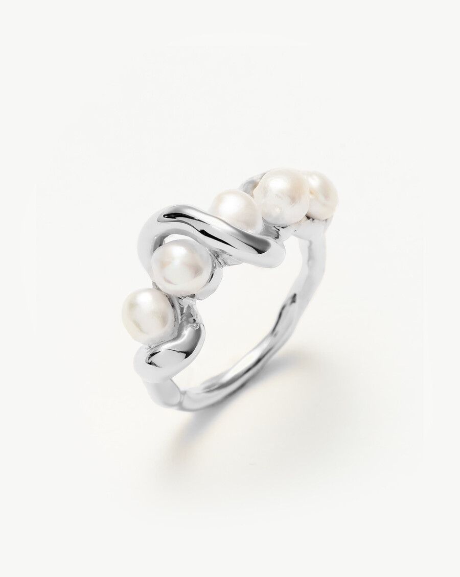 anillo apilable trenzado de perla fundida