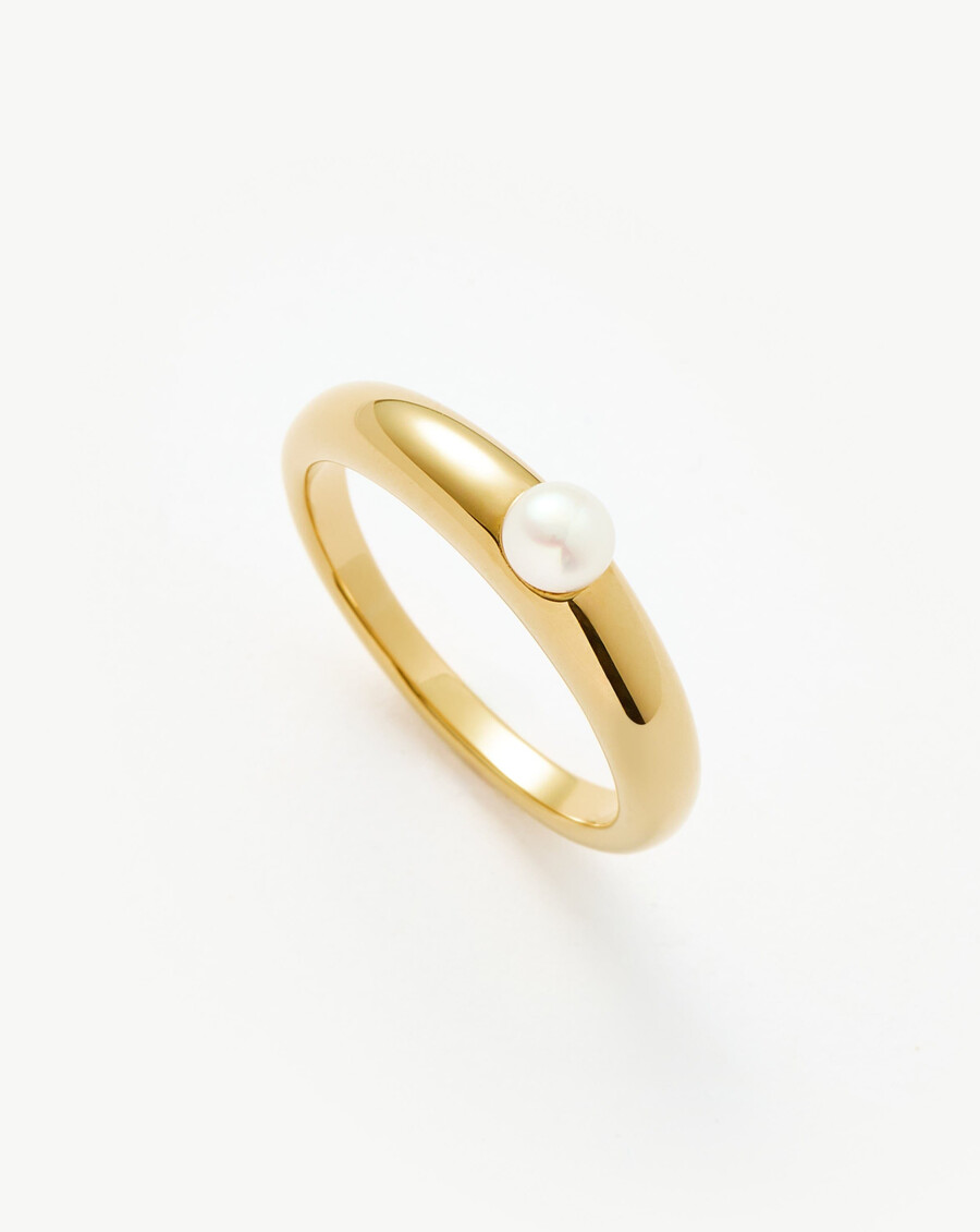 anillo apilable clásico con perla de botón