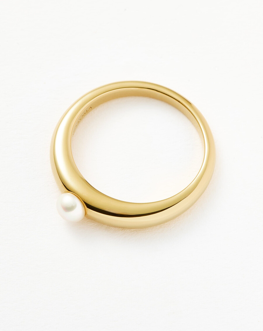 anillo apilable clásico con perla de botón