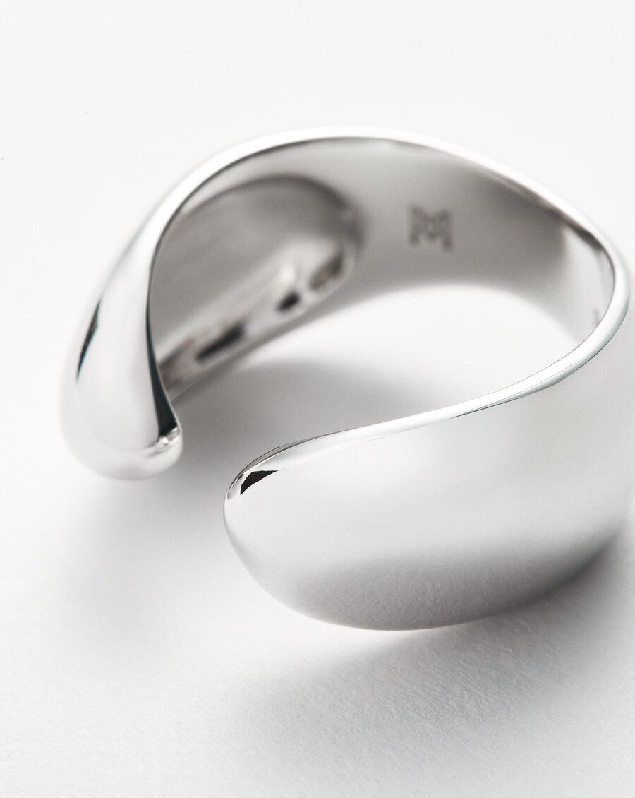 anillo apilable abierto escultural savi - plata de ley